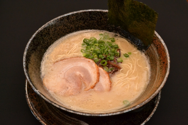 豚骨ラーメン